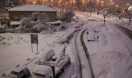 Jeruzalėje dėl sniego atšauktas transporto draudimas šabo metu