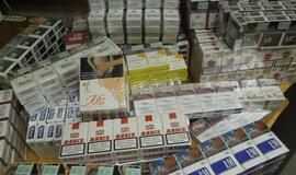 Pašte ir siuntų skyriuje - kontrabandinės cigaretės