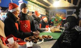 Kalėdiniai renginiai Teatro aikštėje