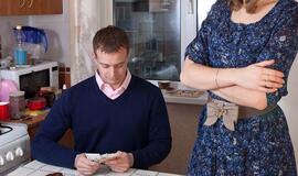 Pinigai: geras tarnas, blogas šeimininkas