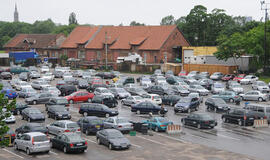 Automobilių rinkoje sumuštas 2008-ųjų sandorių rekordas