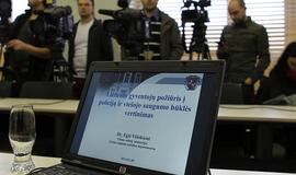 Didėja gyventojų pasitikėjimas policija