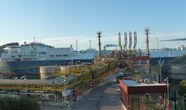 Duotas startas SGD terminalo krantinės statybai