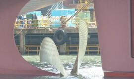 SGD terminalo laivas jau ant vandens