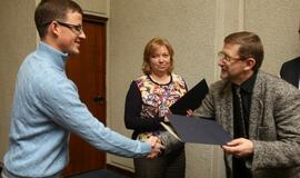 Apdovanoti gražiausių vitrinų puošėjai