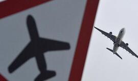 Dėl smarkaus vėjo Londono oro uoste atšaukta dalis skrydžių