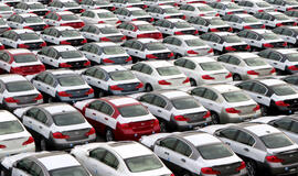 Japonijoje automobilių pardavimas kilstelėjo daugiau nei ketvirtadaliu