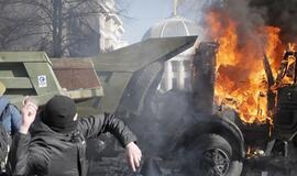 Kruvini susirėmimai Kijeve: žuvo devyni žmonės