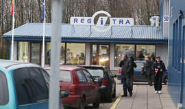 Nuo liepos keisis įvežamų automobilių registravimas