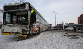 Susidūrė du autobusai, yra sužeistų