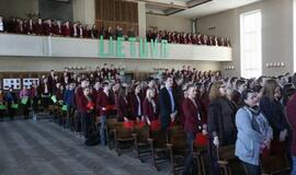 Vytauto Didžiojo gimnazijoje - gyva trispalvė