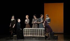 "Altorių šešėly" Klaipėdoje virto šokio spektakliu