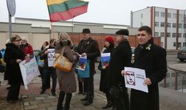 Piketas prie Rusijos konsulato