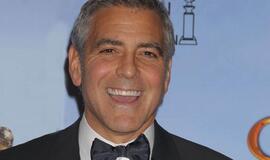 Džordžas Klūnis turi naują širdies draugę