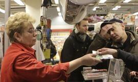 Latviai perka Lietuvoje