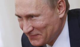 Pensininkas iš Novosibirsko pasipiršo Liudmilai Putinai