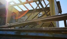 Klaipėdos stadione griaunama VIP tribūna