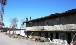 Klaipėdos stadione griaunama VIP tribūna