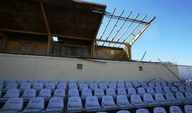 Klaipėdos stadione griaunama VIP tribūna