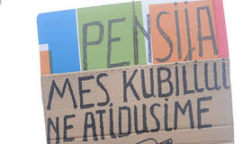 Duoda - griebk, muša - rėk