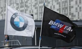 BMW gerbėjai rinkosi pajūryje