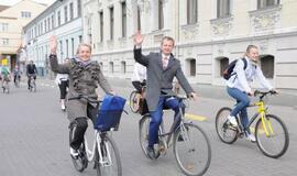 Už Klaipėdą dviračius mynė ir politikai