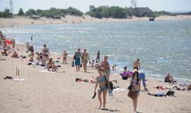 Klaipėdos paplūdimiuose - jau vasara