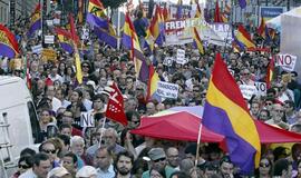 Ispanijoje vyksta manifestacijos už monarchijos panaikinimą