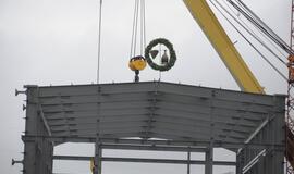 SGD terminalo krantinėje iškeltas statybų vainikas