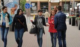 Vietoje cigaretės - gėlė