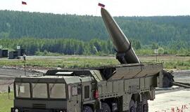 Rusija toliau demonstruoja karinę galią: iki metų pabaigos - 120 pratybų, 12 balistinių raketų bandymų
