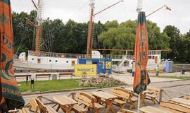 Darbai piktina, bet jie vyks