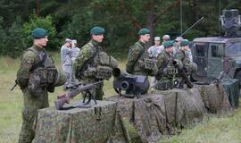 Pratybos kariniame poligone