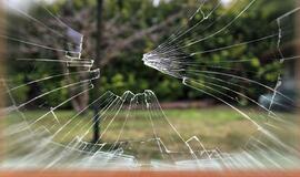 Savaitgalį pavogė įrankius, apiplėšė parduotuvę