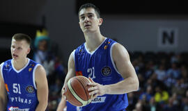 Simas Galdikas sudarė sutartį su "Neptūnu"