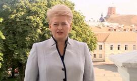 Dalios Grybauskaitės staigmena: sveikinimas trimis kalbomis (video)