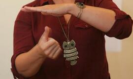 Kontrolieriai kurčnebylių nesupranta, bet baudžia