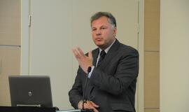 Kandidatų į rektorius pristatymas