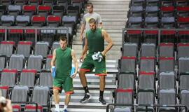 Jonas Valančiūnas jau pluša su rinktine