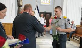 Policininkų diplomų įteikimas