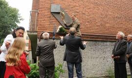 Atidengta memorialinė lenta Petrui Lapei