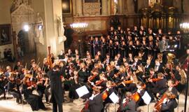 Vilniaus Balio Dvariono dešimtmetės muzikos mokyklos moksleivių simfoninis orkestras atvyksta į Kintus