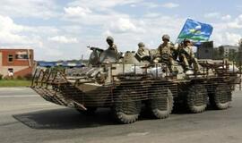 Žuvo dar 18 Ukrainos karių, Vakaruose įspėjama apie Rusijos įsikišimą