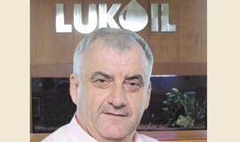 "Lukoil“ nuleidžia savo vėliavas