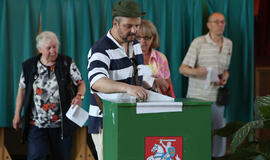 Merų ir savivaldybių rinkimai žadami kovą