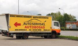 "Pamesti" sunkvežimiai - reklama ar ne?