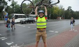 Greičiausieji Klaipėdoje - autobusas ir dviratis