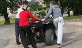 Po keturračio avarijos vairuotojas komoje