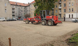 Centre - nauja aikštelė automobiliams