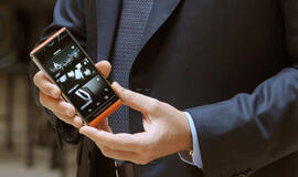 Pareigūnams įkliuvo milijonus plovusi finansinė grupuotė